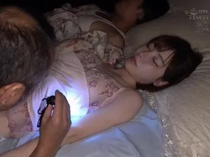 được hai anh tây buồi dài chăm sóc quá chu đáo